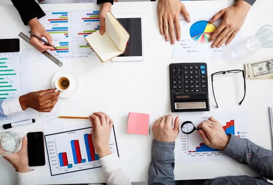 Jak uporządkować dokumenty finansowe, żeby pożyczka na zakup nieruchomości dla firm została oceniona bardziej „pro-biznesowo”?